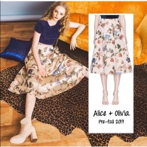 Alice + Olivia “Fila” floral jacquard midi skirt 0